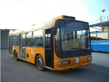 Iveco CACCIAMALI TCM890 - Turistbuss