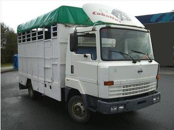 NISSAN L35 08 - Lastbil med skåp