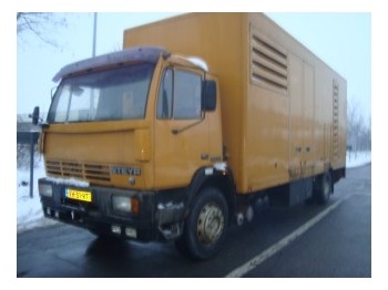Steyr 17S21 - Lastbil med skåp