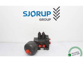 Valtra S374 Suspension control valve  - Hydraulik
