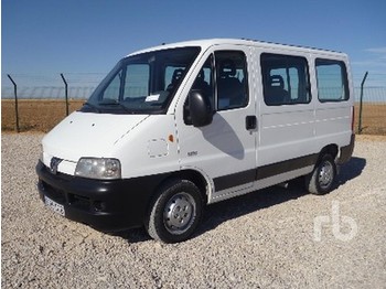 Peugeot BOXER II 2.2D - Minibuss