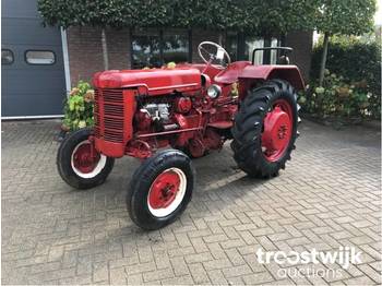 International Harvester DGD-4 - Traktor