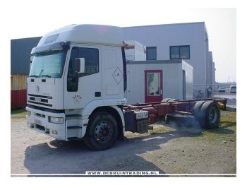 Iveco 260E 27 4X2 long chassis - Chassi lastbil