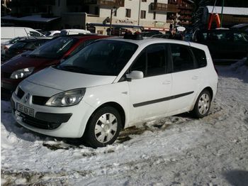 Renault Grand Scenic - Personbil