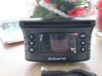 Steyr EZ-Guide 250 mit AG 15 Antenne - Navigationssystem
