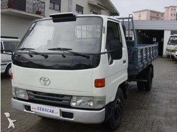 Toyota Dyna 250 - Transportbil med tippflak